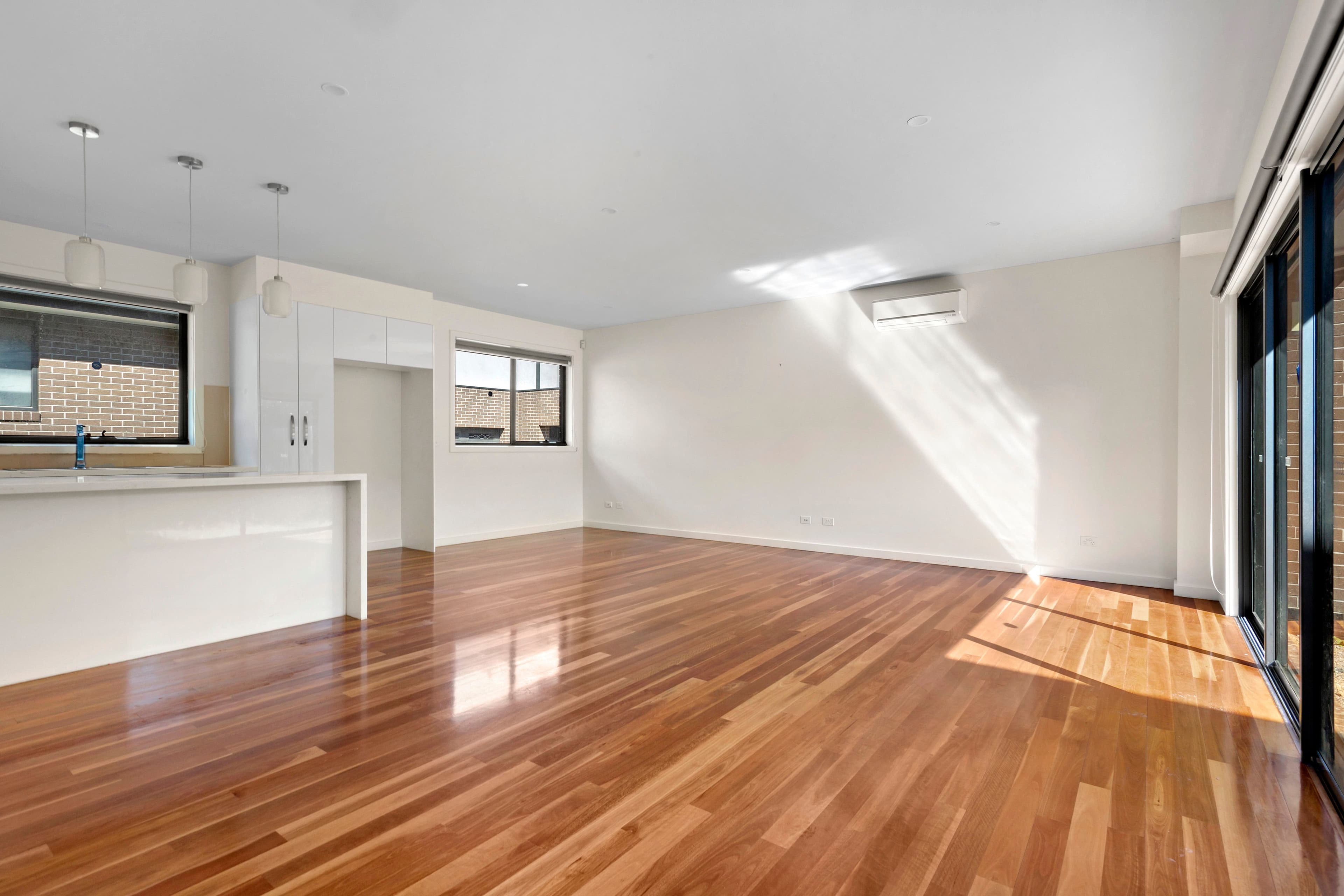 38 McComas Grove, Burwood VIC 3125, Burwood - Thumbnail 2