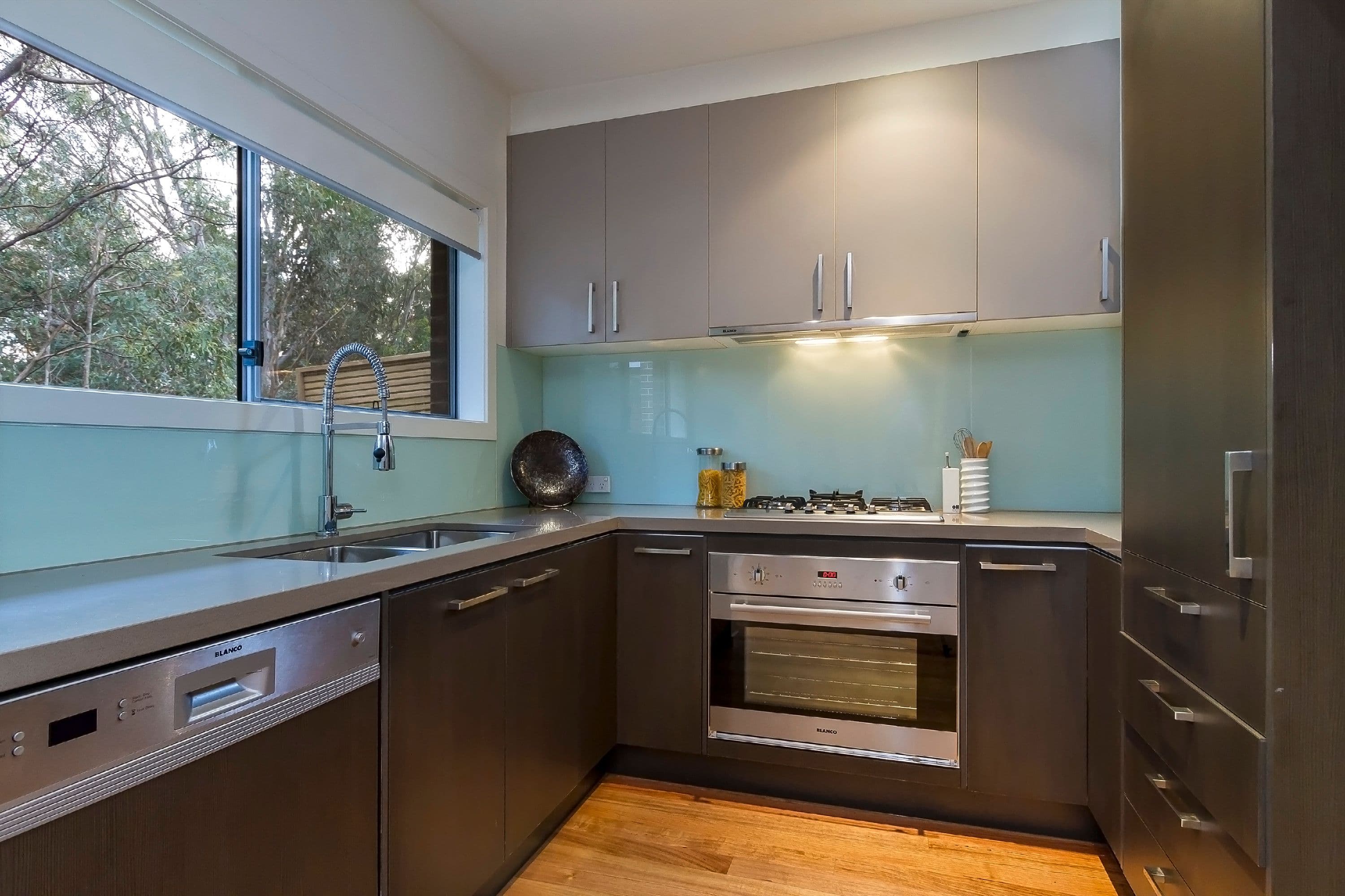 18 Cabena Crescent, Chadstone VIC 3148, Chadstone - Thumbnail 3