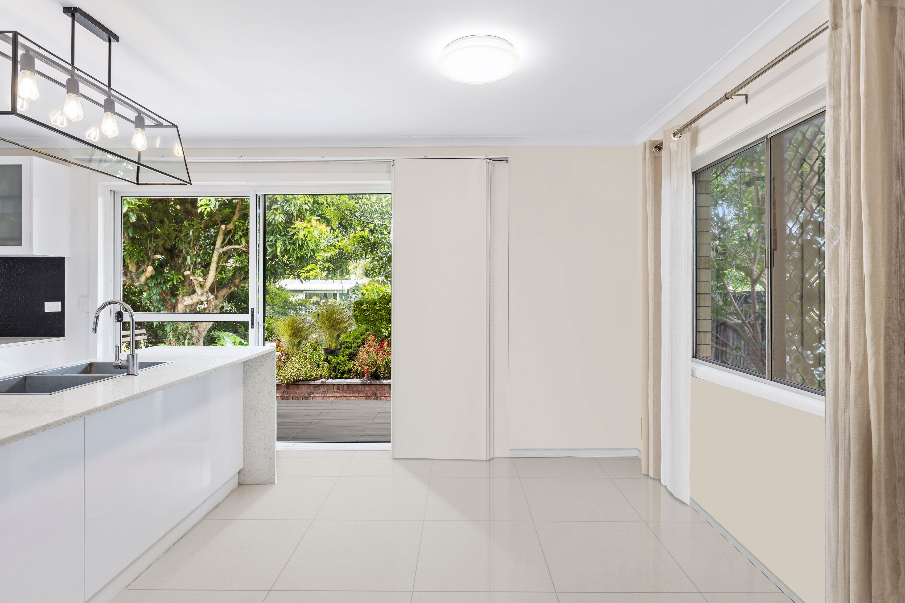 13 Kumbari Avenue, Southport QLD 4215, Southport - Thumbnail 4