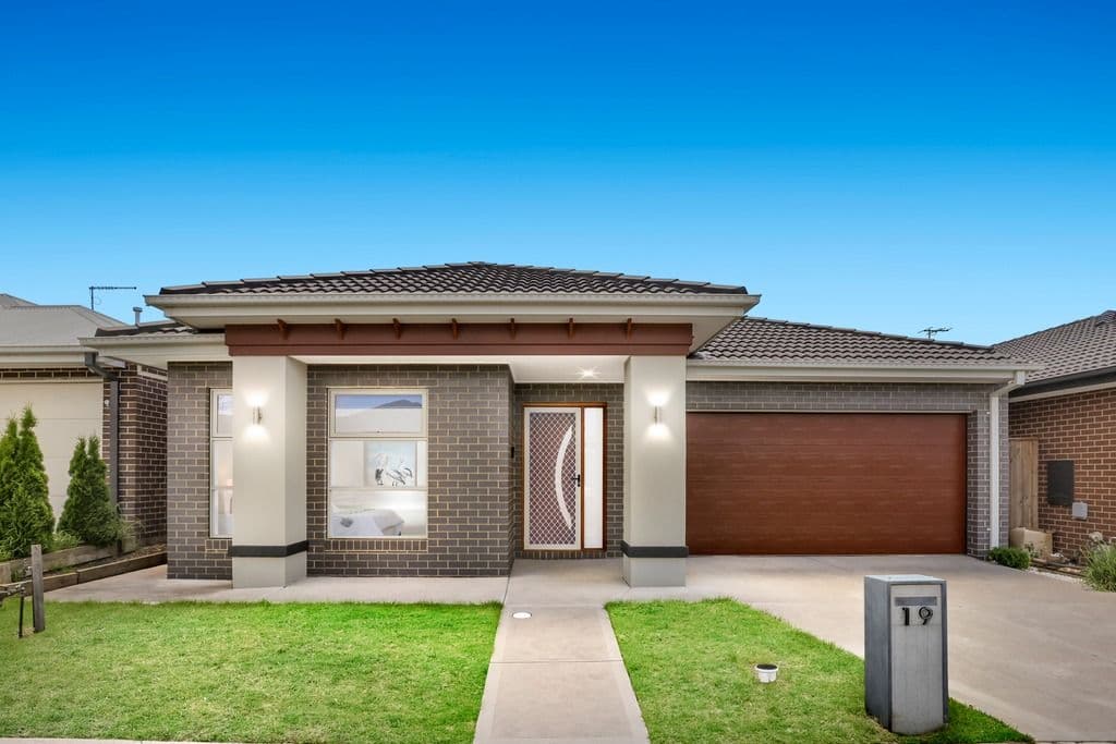 19 Dajarra Avenue, Wyndham Vale VIC 3024, Wyndham Vale - Image 1