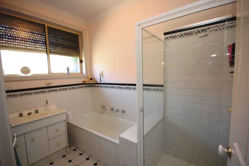 24 Norman Street, ST ALBANS VIC 3021, St Albans - Thumbnail 4