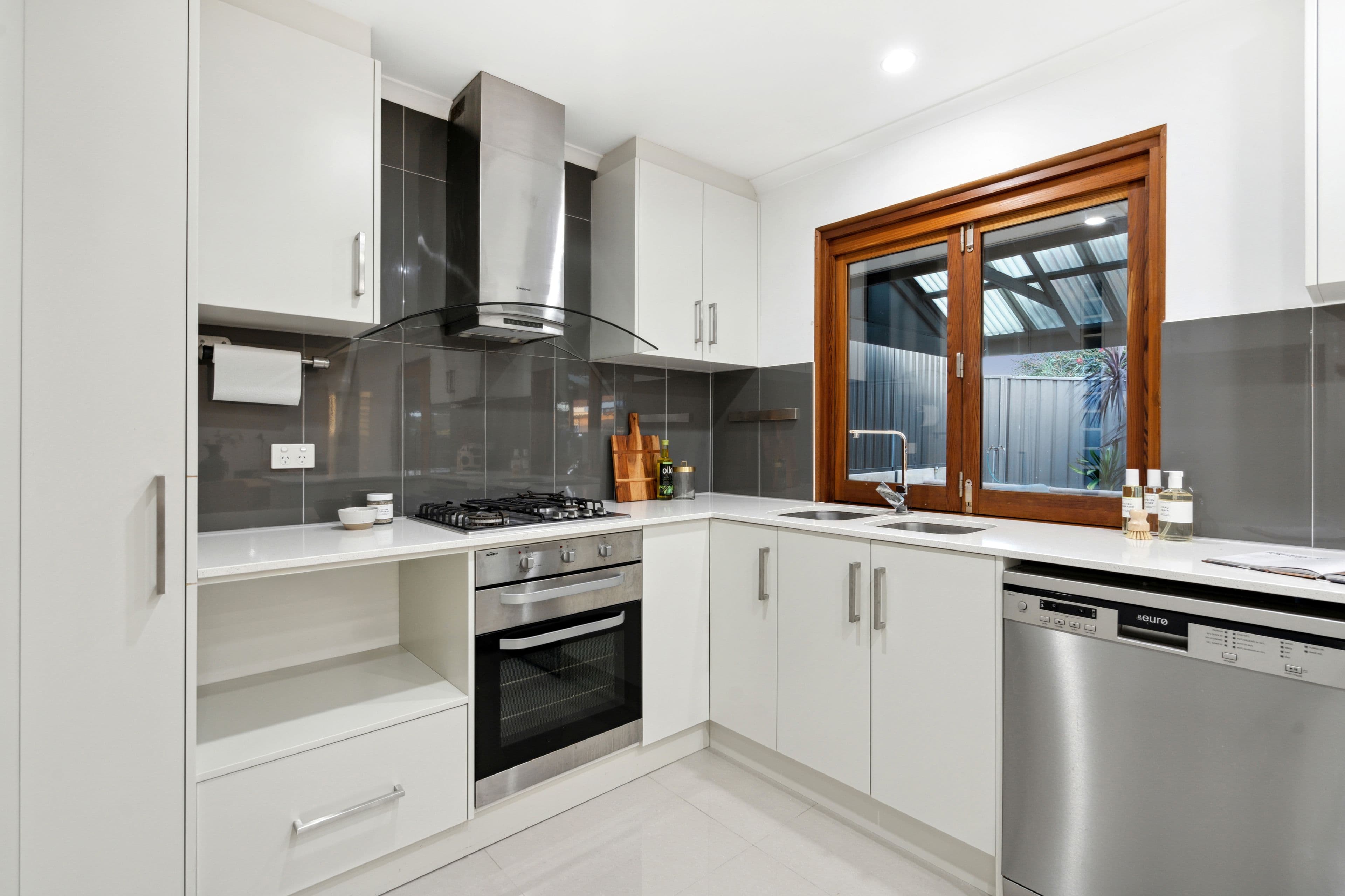 15 Whittaker Avenue, Old Reynella SA 5161, Old Reynella - Thumbnail 8