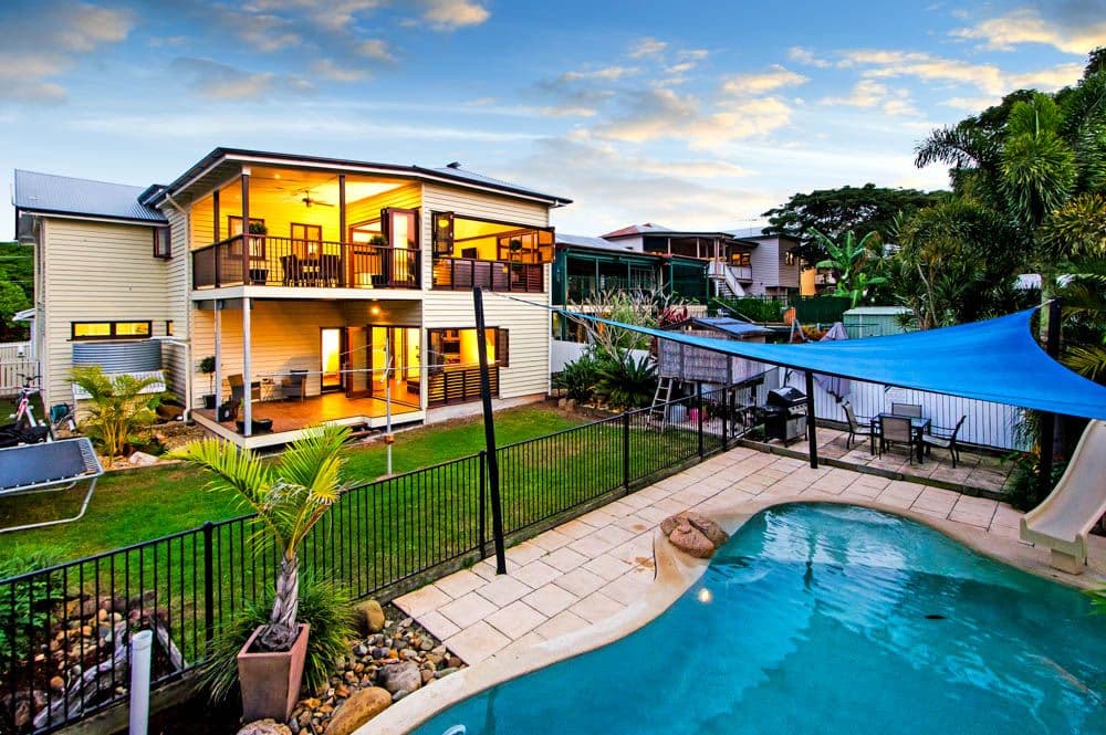 30 Barter Avenue, HOLLAND PARK QLD 4121, Holland Park - Thumbnail 2