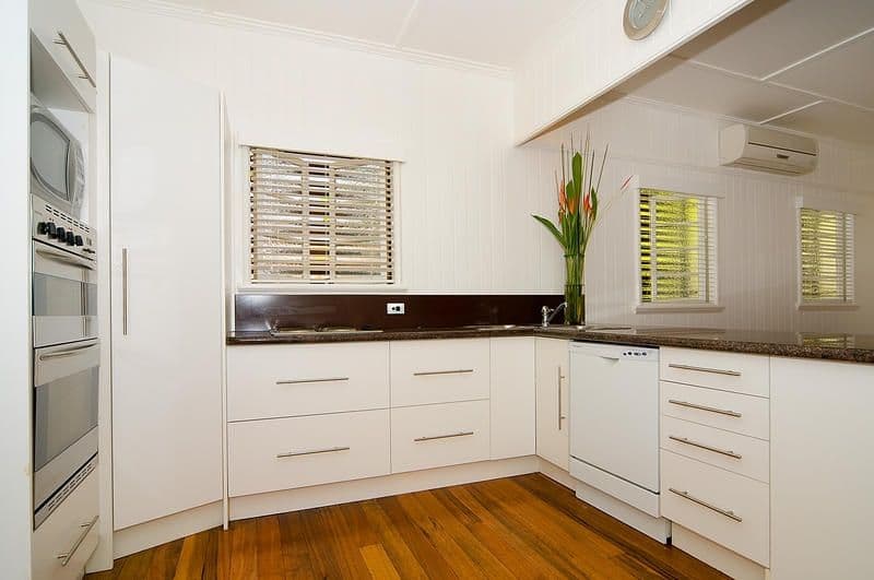 31 Camelot Street, TENNYSON QLD 4105, Tennyson - Image 1