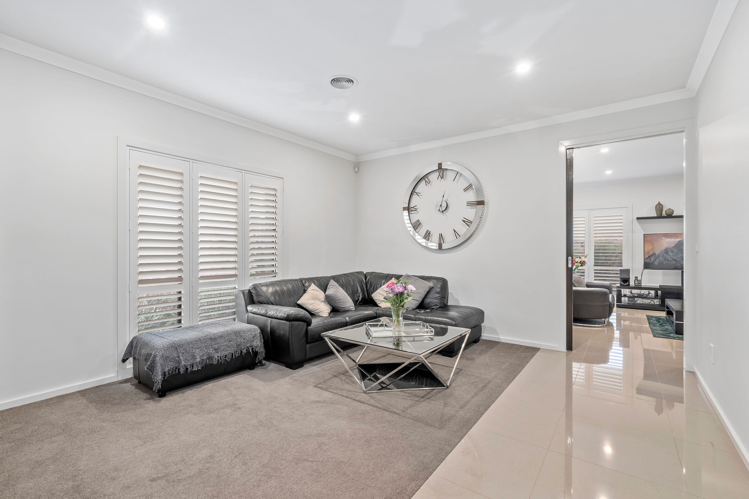 25 Gravillia Grove, Wantirna South VIC 3152, Wantirna South - Thumbnail 2
