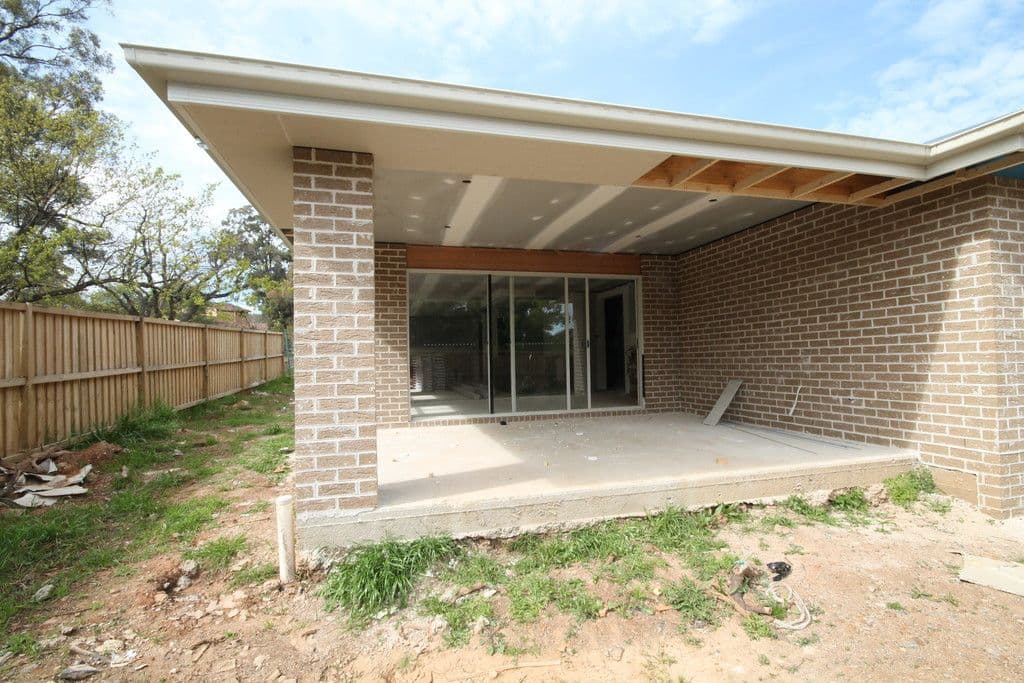 2 Woodcrest Avenue, Ingleburn NSW 2565, Ingleburn - Thumbnail 3