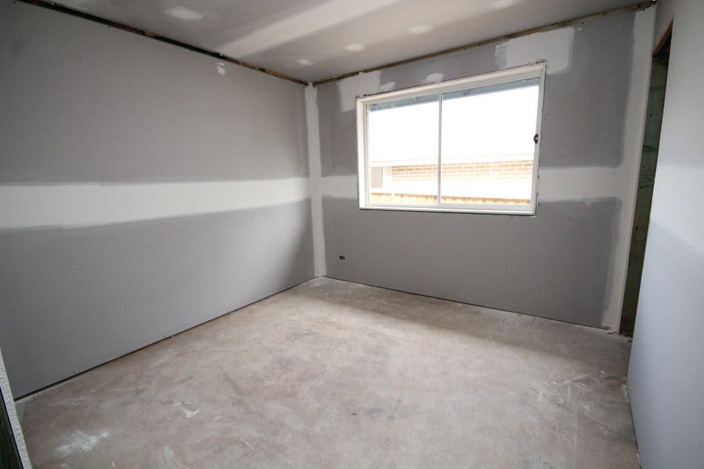 2 Woodcrest Avenue, Ingleburn NSW 2565, Ingleburn - Thumbnail 7