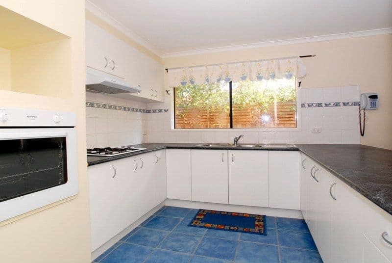 41 Harvest Way, WERRIBEE VIC 3030, Werribee - Thumbnail 2