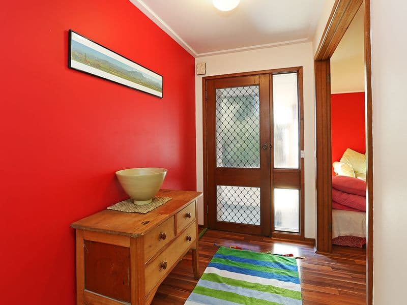 1 Grenoble Court, HIGHTON VIC 3216, Highton - Thumbnail 2