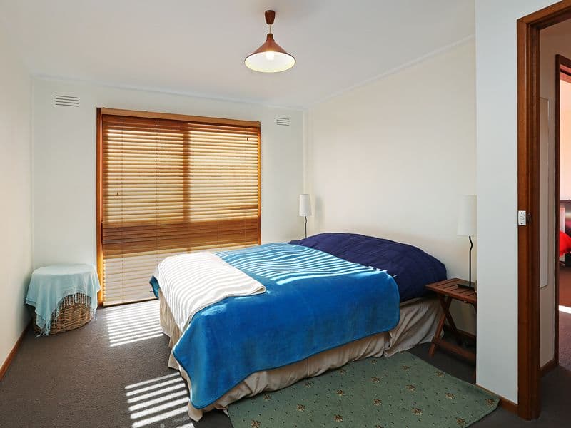 1 Grenoble Court, HIGHTON VIC 3216, Highton - Thumbnail 5