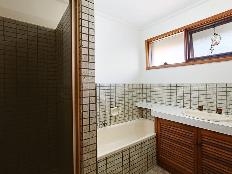 1 Grenoble Court, HIGHTON VIC 3216, Highton - Thumbnail 7
