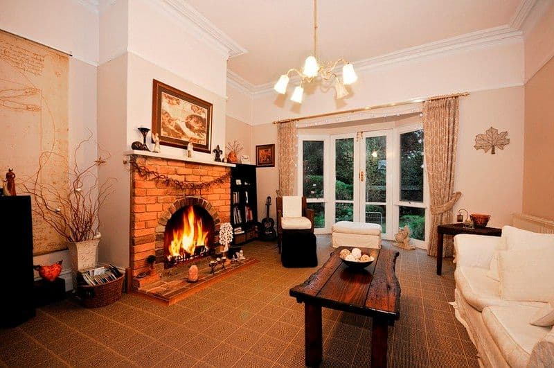 8 TRAWALLA Road, CROYDON VIC 3136, Croydon - Thumbnail 2