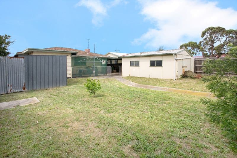 51 Whitelaw Street, RESERVOIR VIC 3073, Reservoir - Thumbnail 5