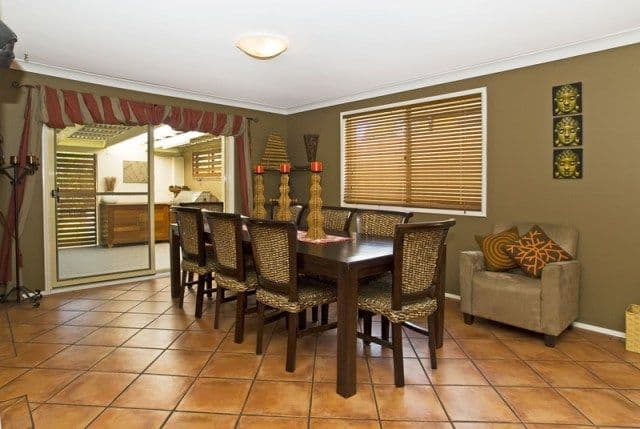 24 Michelmore Road, CARRARA QLD 4211, Carrara - Thumbnail 3
