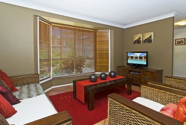 24 Michelmore Road, CARRARA QLD 4211, Carrara - Thumbnail 5