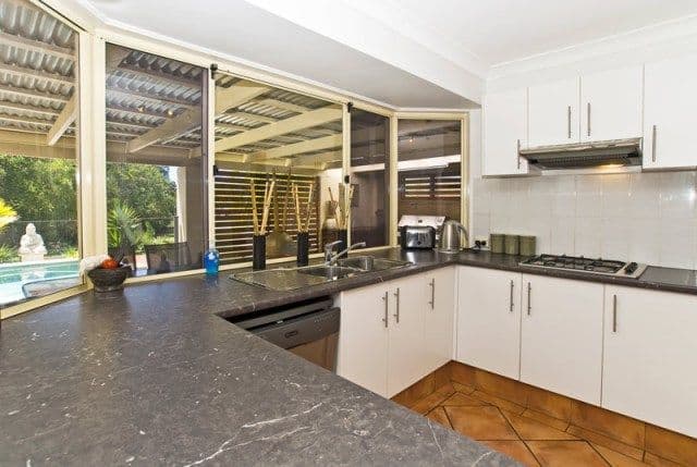 24 Michelmore Road, CARRARA QLD 4211, Carrara - Thumbnail 8