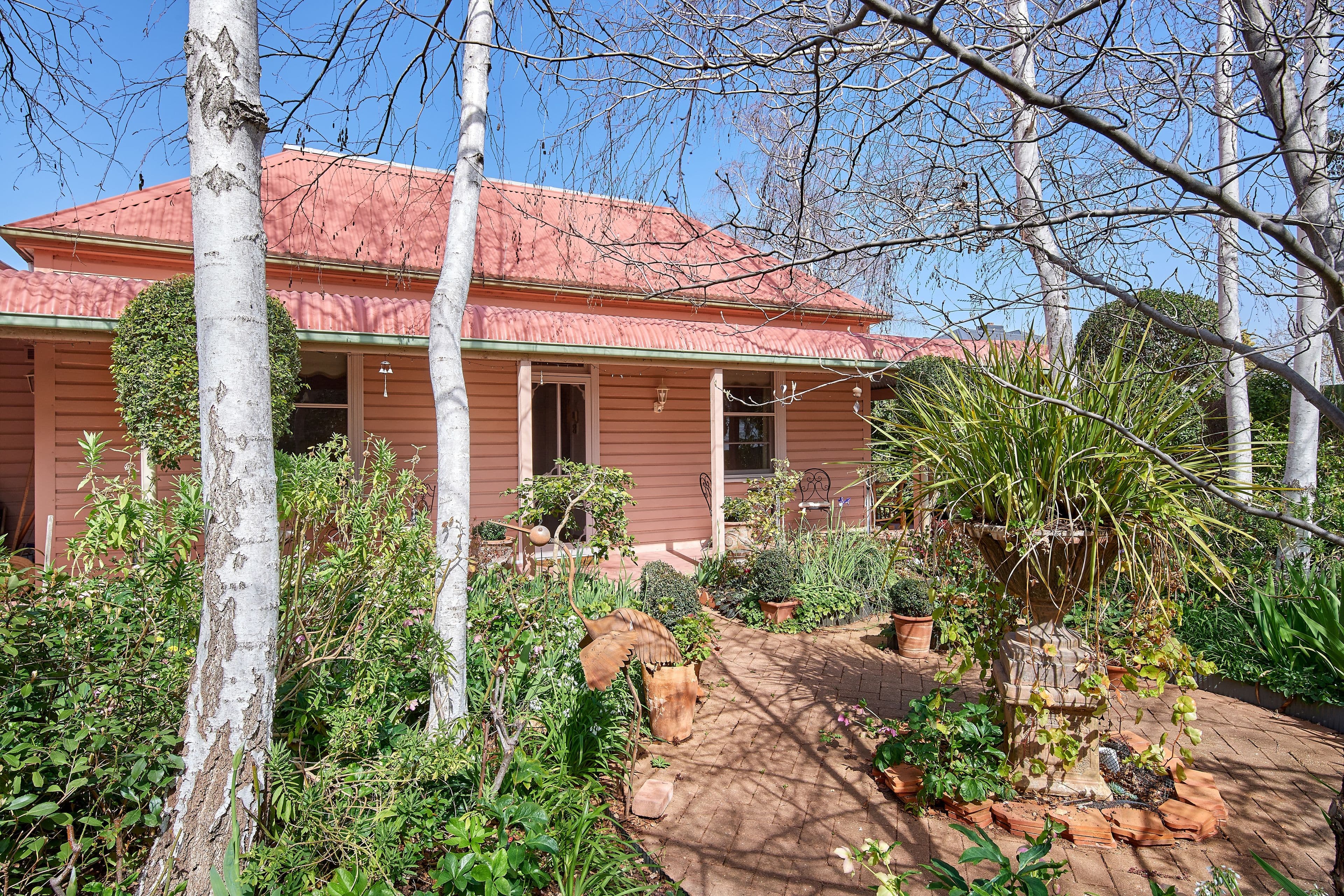104 Urana Street, Turvey Park NSW 2650, Turvey Park - Image 1