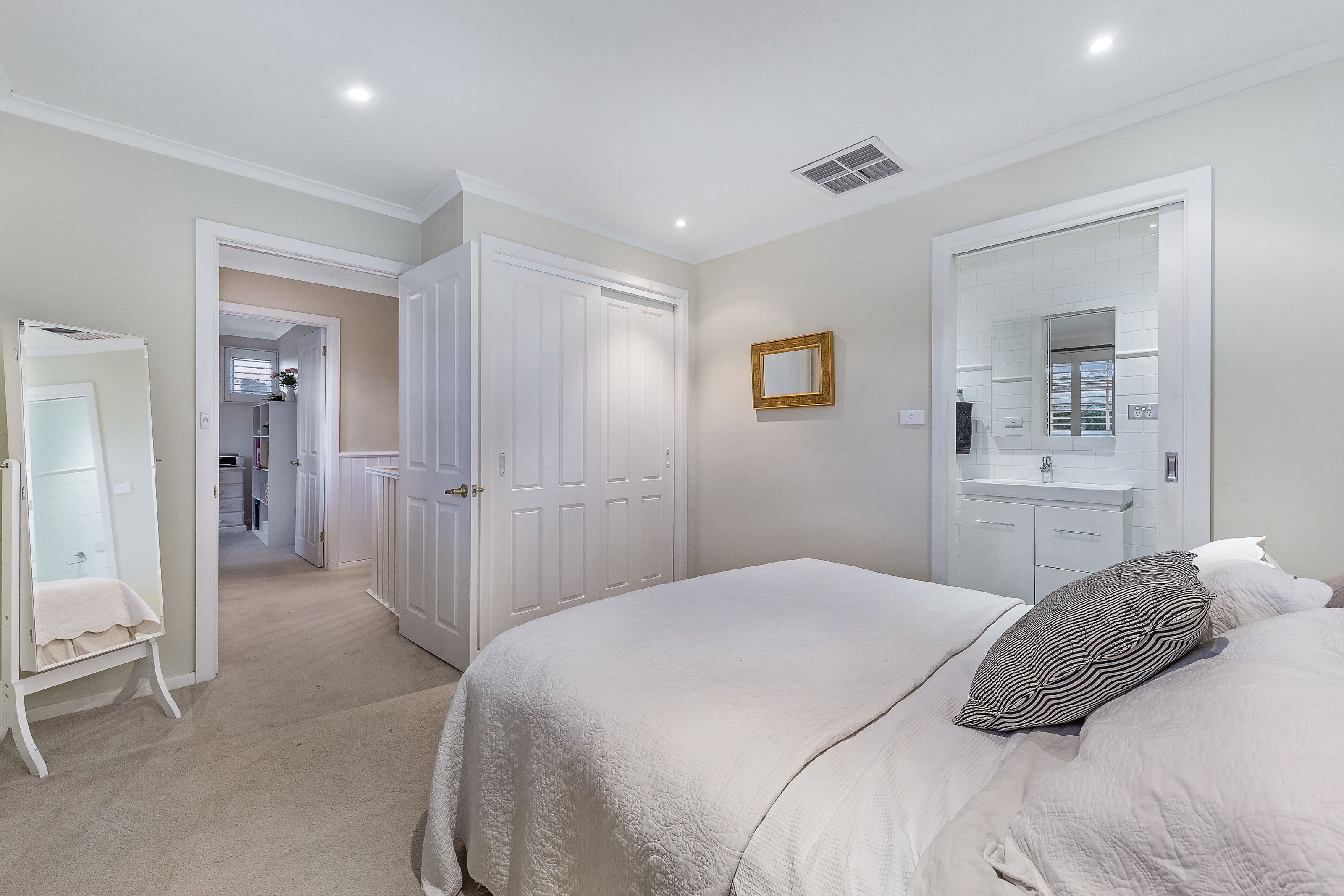 14 Laura Grove, Mount Waverley VIC 3149, Mount Waverley - Thumbnail 8