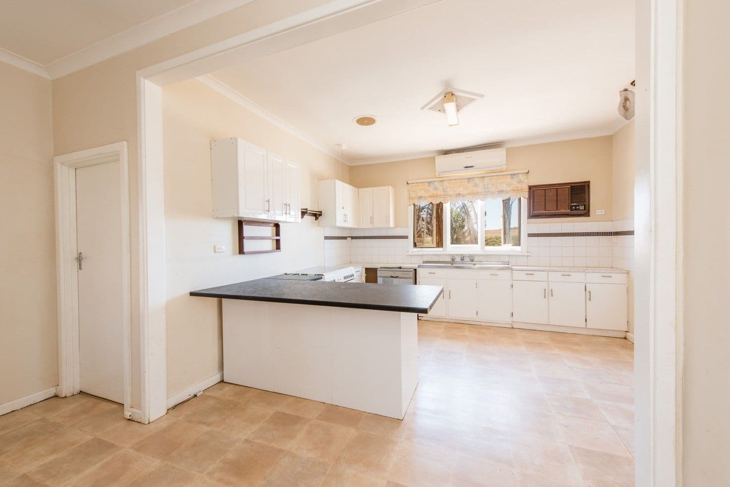 Lot 2 North West Coastal Highway, Isseka WA 6535, Isseka - Thumbnail 5