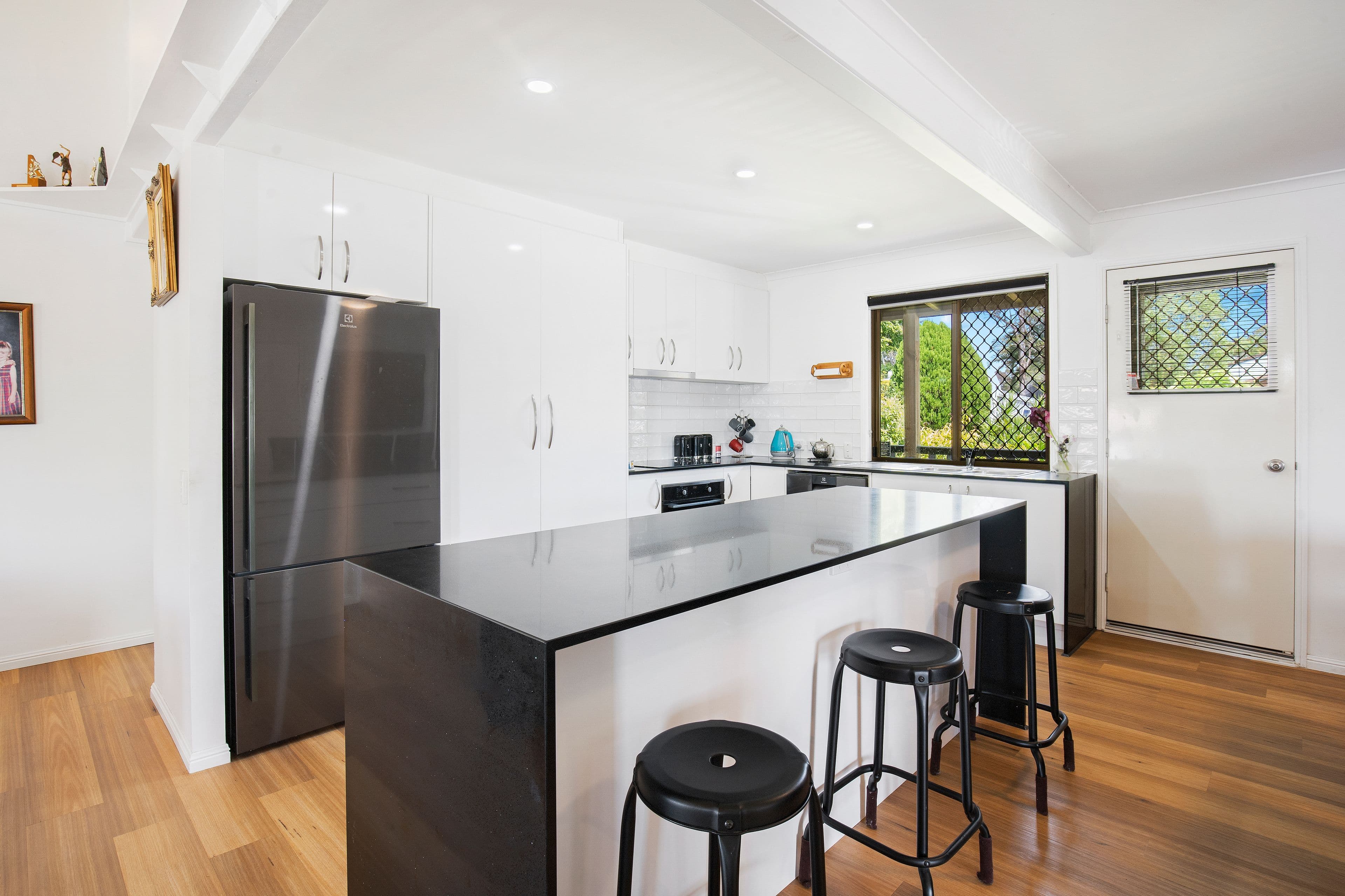 3 Mercator Court, Carrara QLD 4211, Carrara - Thumbnail 2