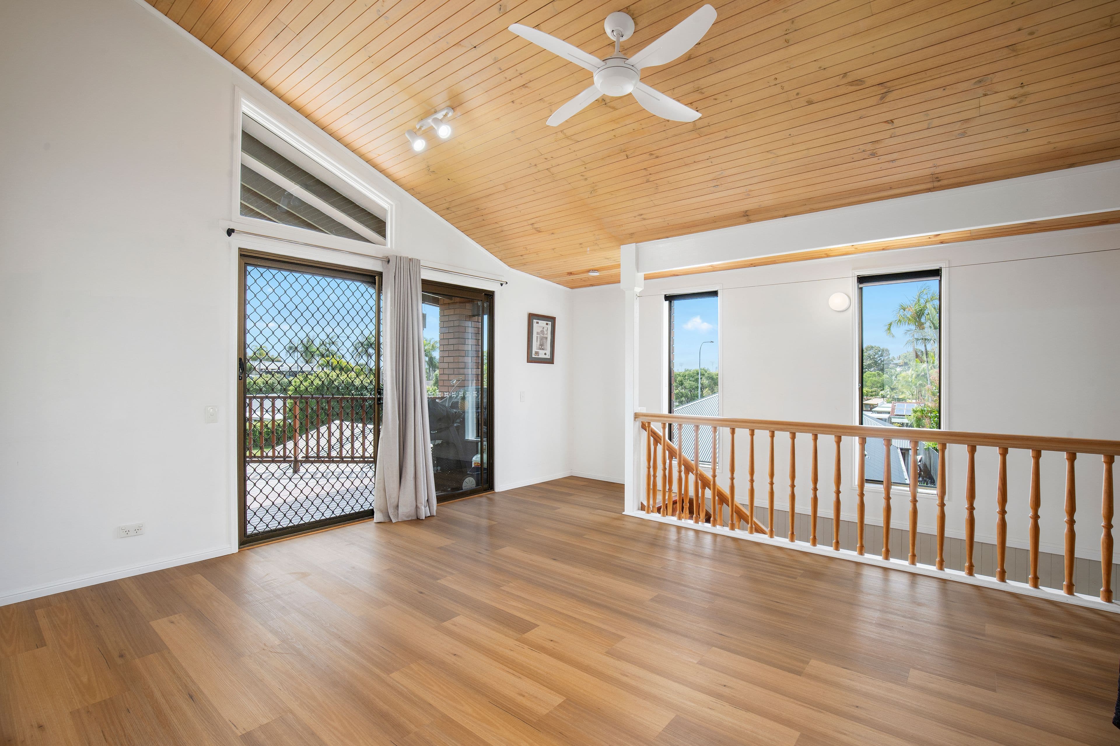 3 Mercator Court, Carrara QLD 4211, Carrara - Thumbnail 3