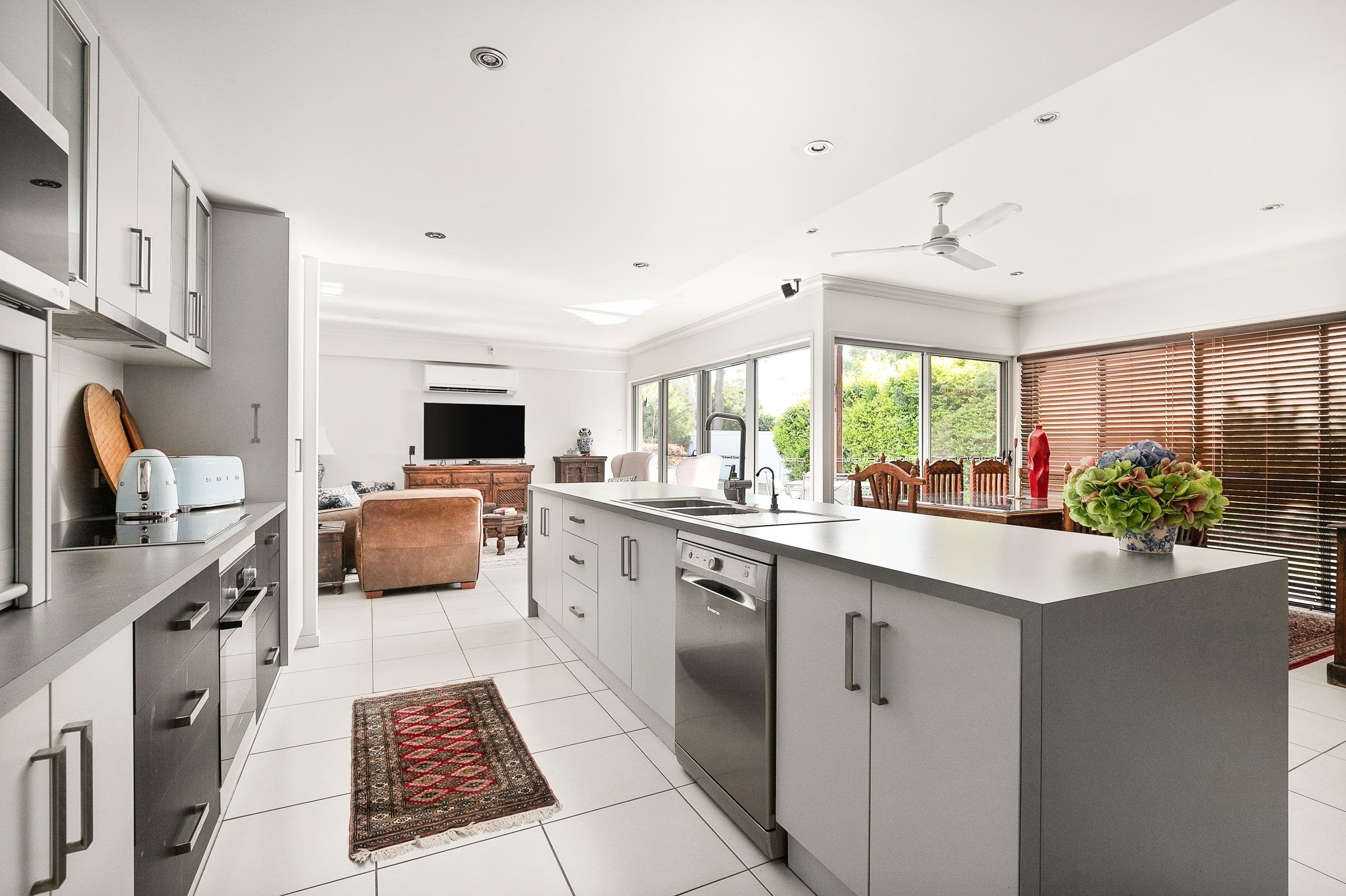 47 Newman Drive, Emerald QLD 4720, Emerald - Thumbnail 5