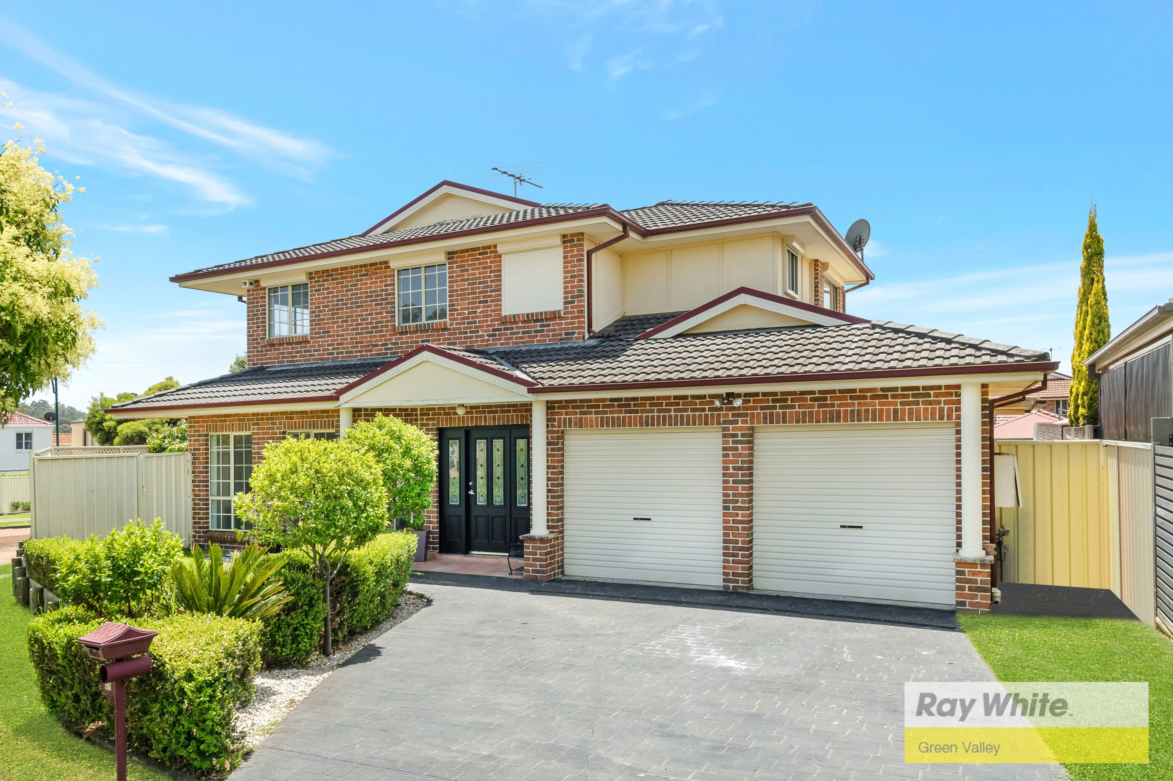 106 Green Way Drive, West Hoxton NSW 2171, West Hoxton - Thumbnail 2