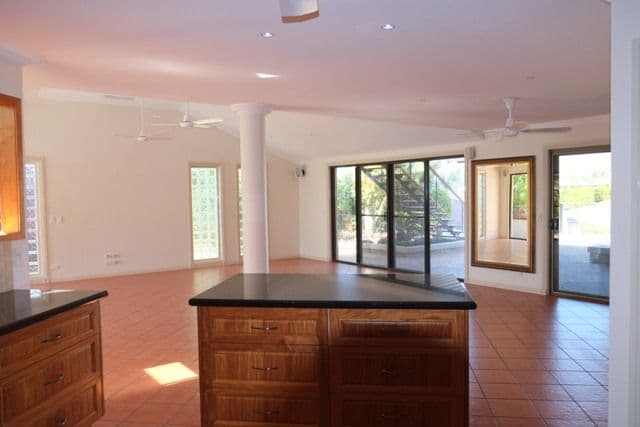 24 Matthew Flinders Drive, Hollywell QLD 4216, Hollywell - Thumbnail 8