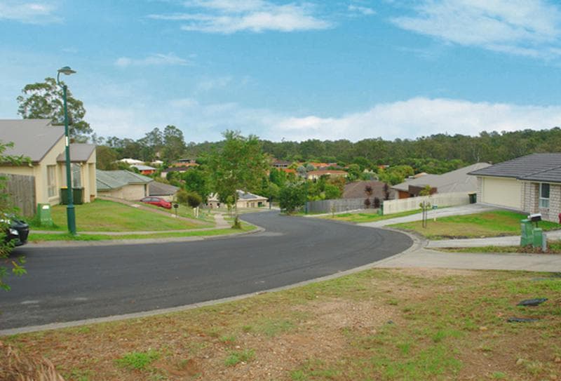 53 Lagoon Crescent, Bellbowrie - Image 1