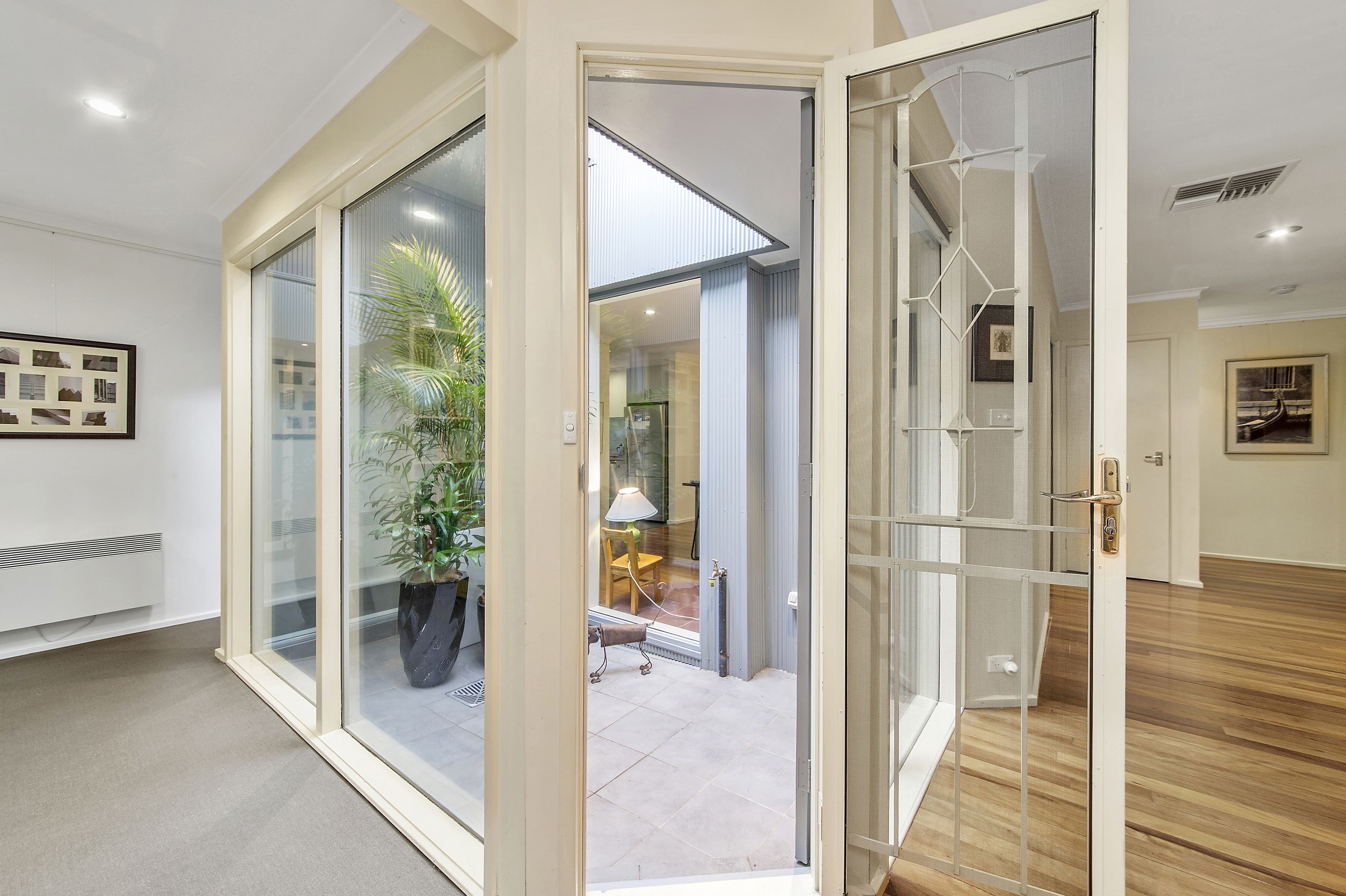 6 Pope Street, Hughes ACT 2605, Hughes - Thumbnail 3