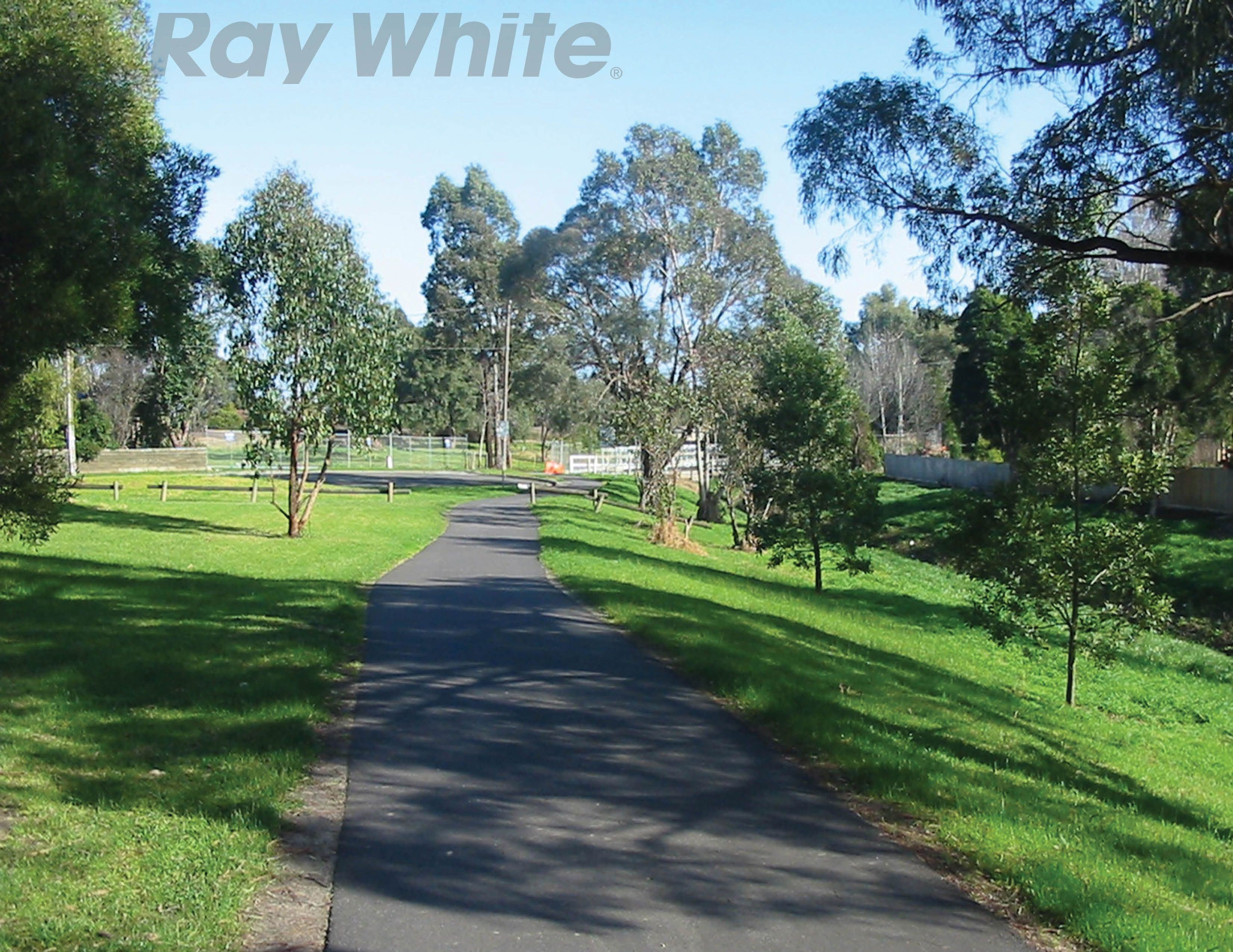 31 Farnham Road, Bayswater VIC 3153, Bayswater - Thumbnail 3