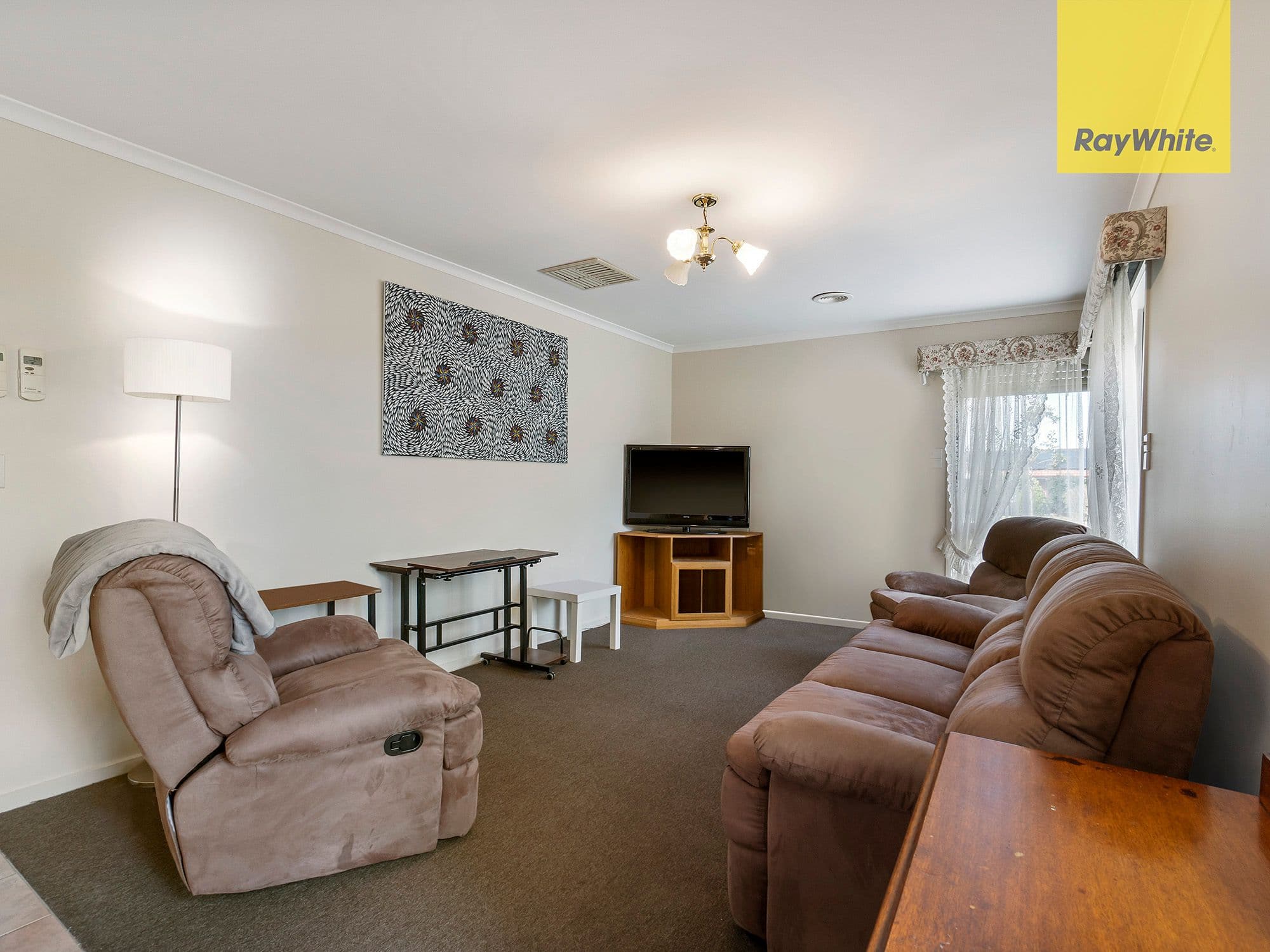 17 Cambrian Way, Melton West VIC 3337, Melton West - Thumbnail 6