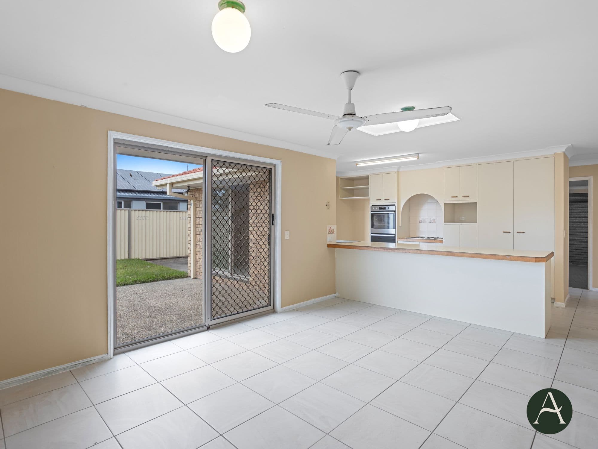 7 Waranga Way, Coombabah QLD 4216, Coombabah - Thumbnail 4