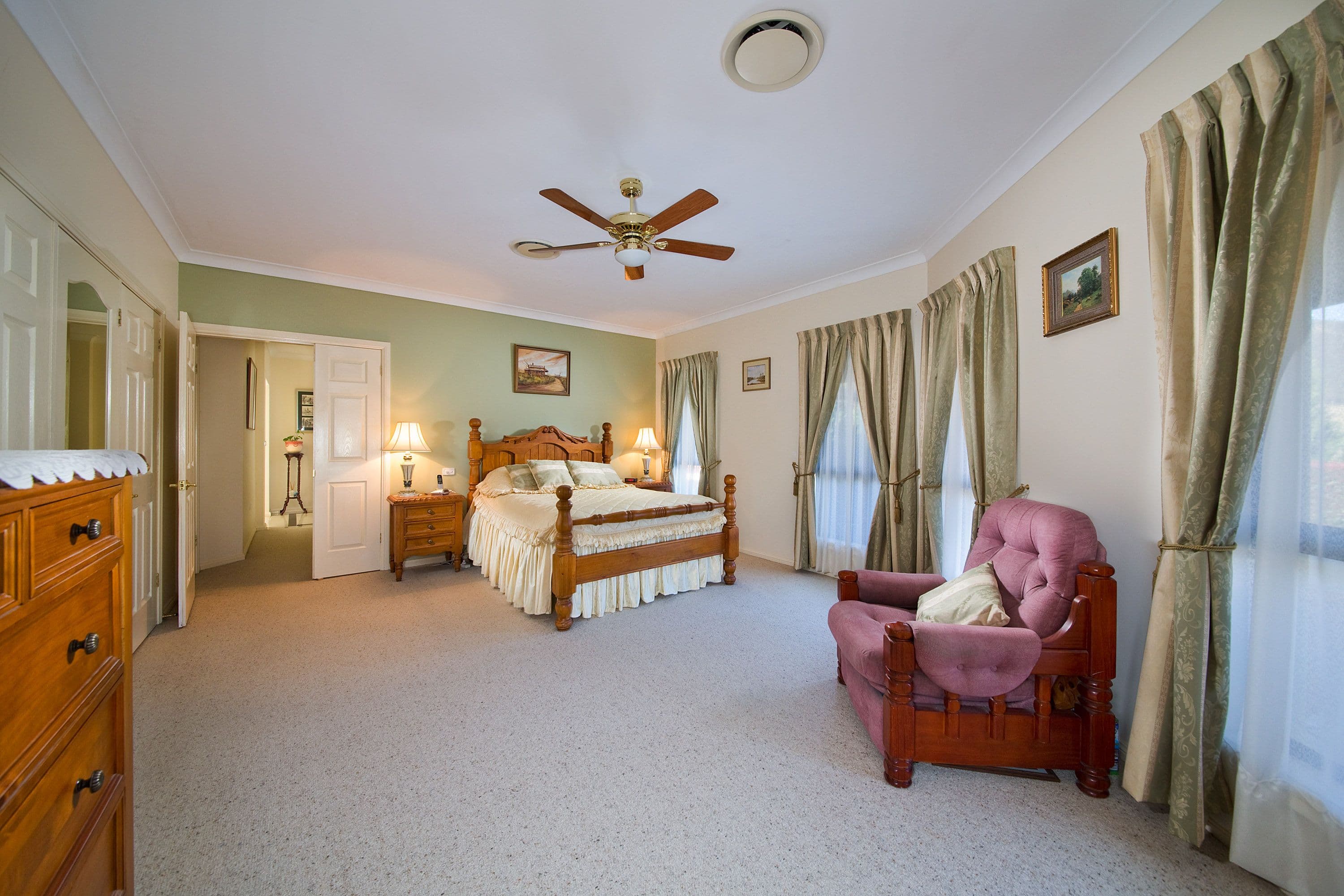 29 Ambermere Drive, Little Hartley - Thumbnail 7
