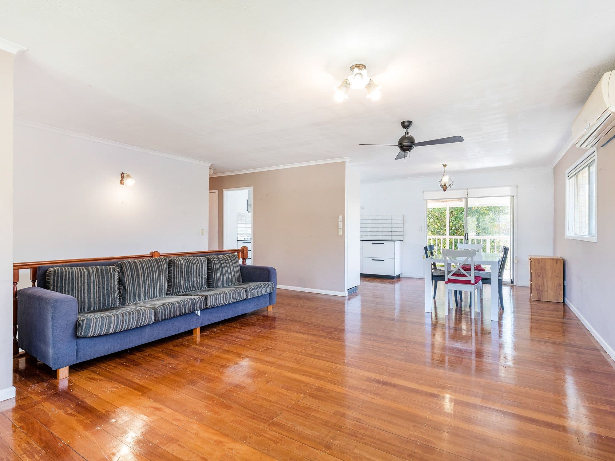 276 Broadwater Road, Mansfield QLD 4122, Mansfield - Thumbnail 2