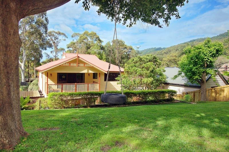 22  Alanson Avenue, BULLI NSW 2516, Bulli - Image 1