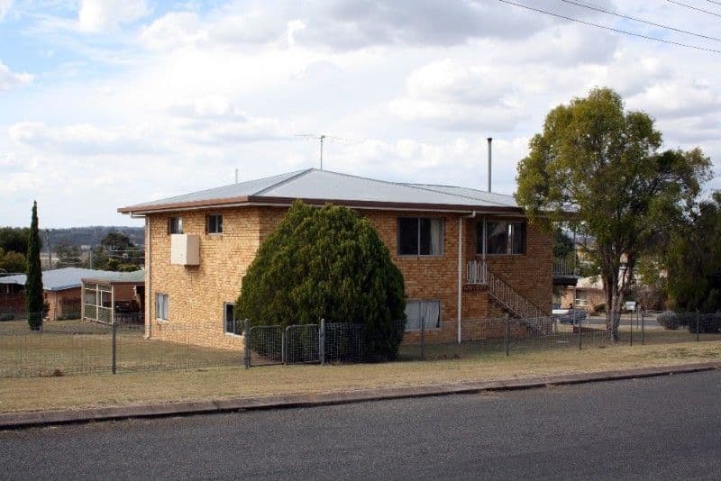 1 Wilkinson Street, WARWICK QLD 4370, Warwick - Thumbnail 2