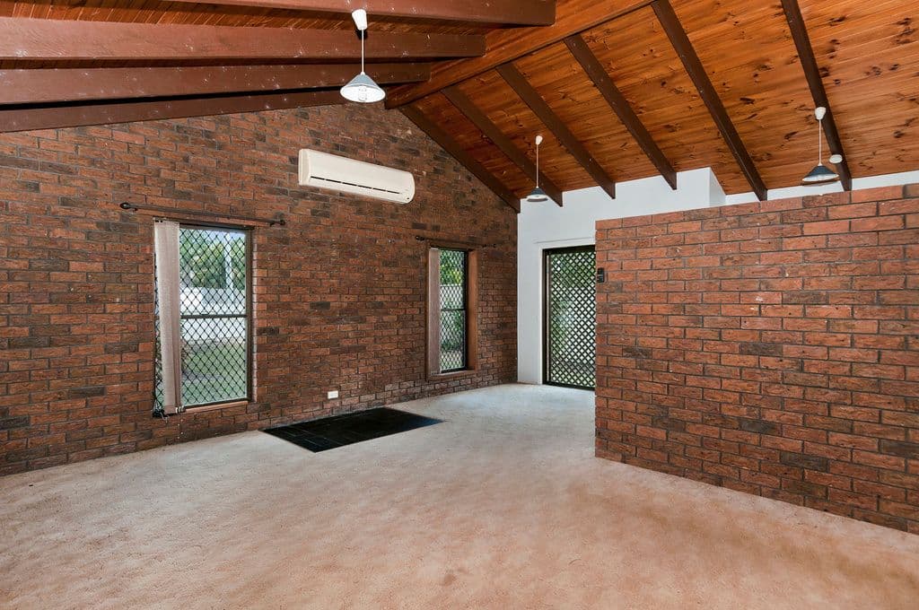 7 Moore Street, Loganlea QLD 4131, Loganlea - Image 1