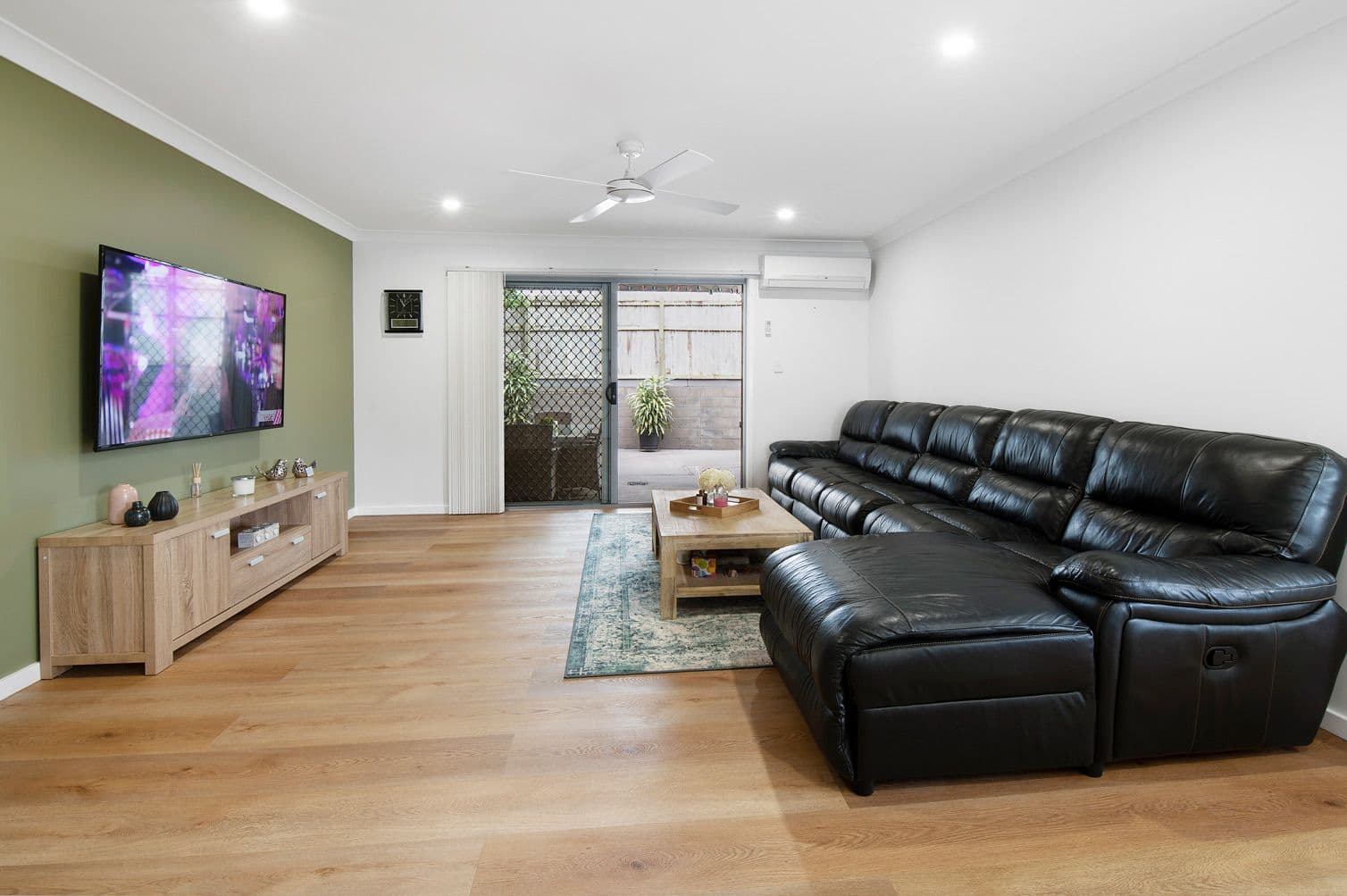 2 Christopher Street, Pimpama QLD 4209, Pimpama - Thumbnail 4