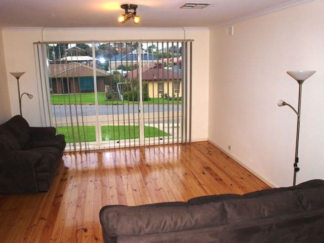 27 Village Road, HACKHAM WEST SA 5163, Hackham West - Thumbnail 2