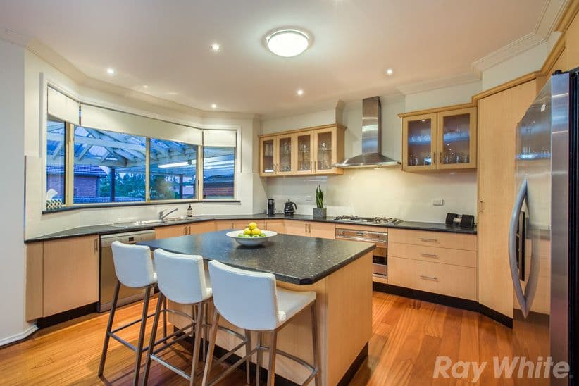 30 Pulford Crescent, Mill Park VIC 3082, Mill Park - Thumbnail 5
