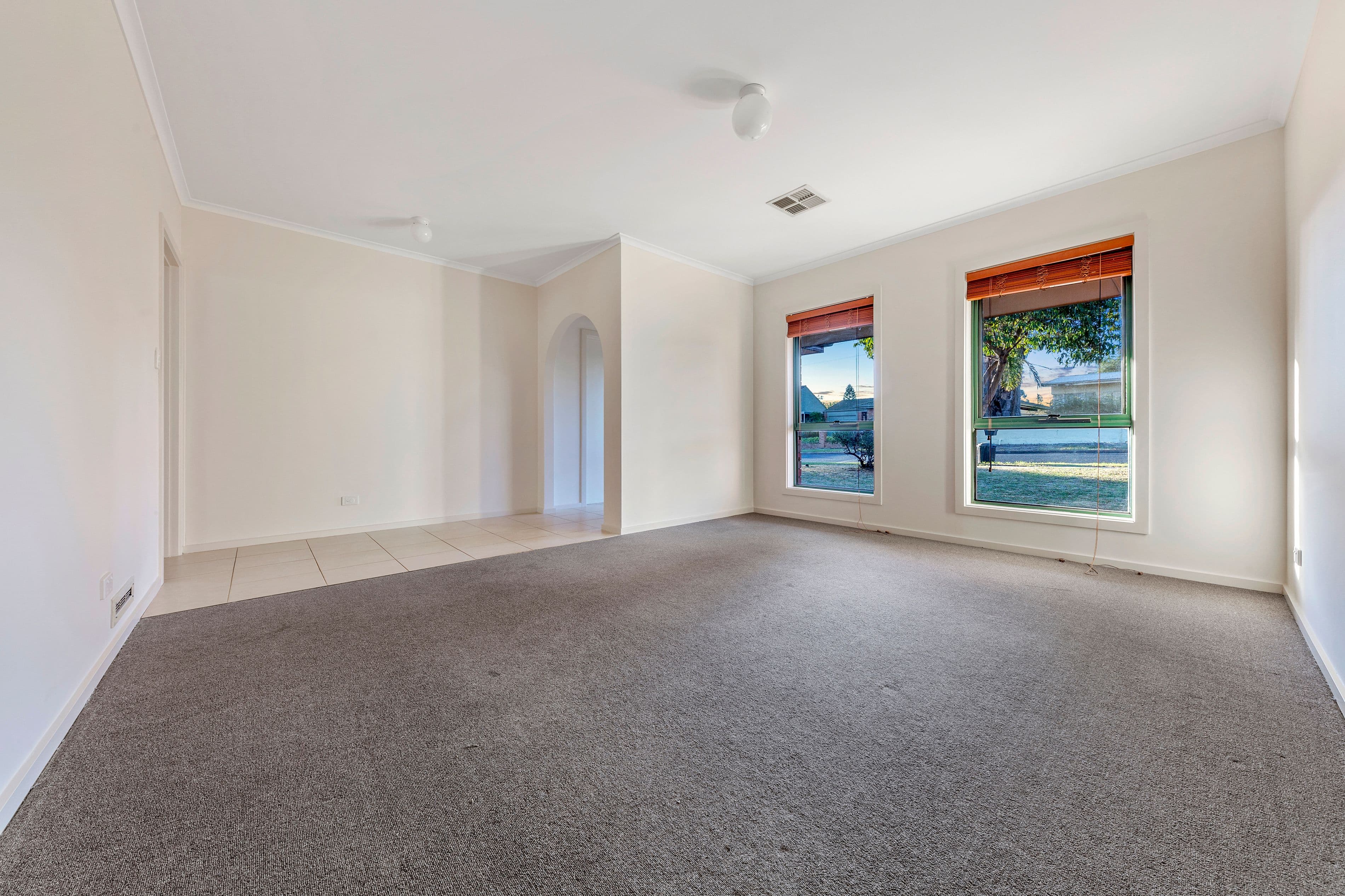 33 Bowman Crescent, Enfield SA 5085, Enfield - Thumbnail 3