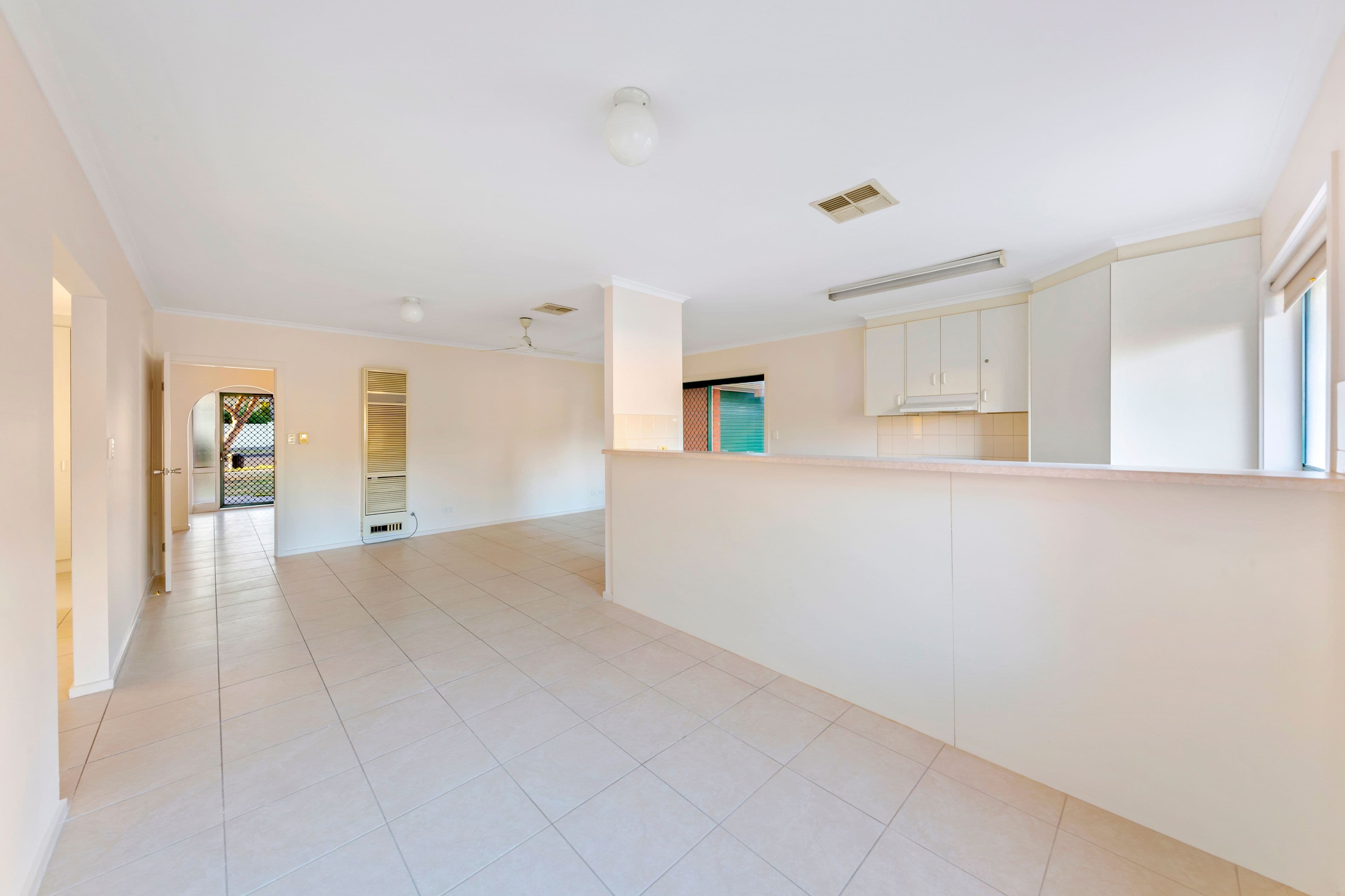 33 Bowman Crescent, Enfield SA 5085, Enfield - Thumbnail 7