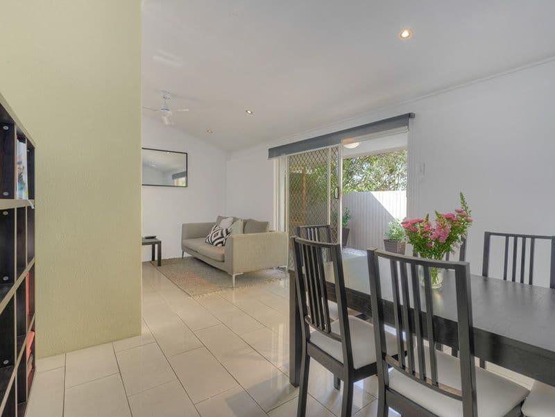 65 Erneton Street, NEWMARKET QLD 4051, Newmarket - Thumbnail 4