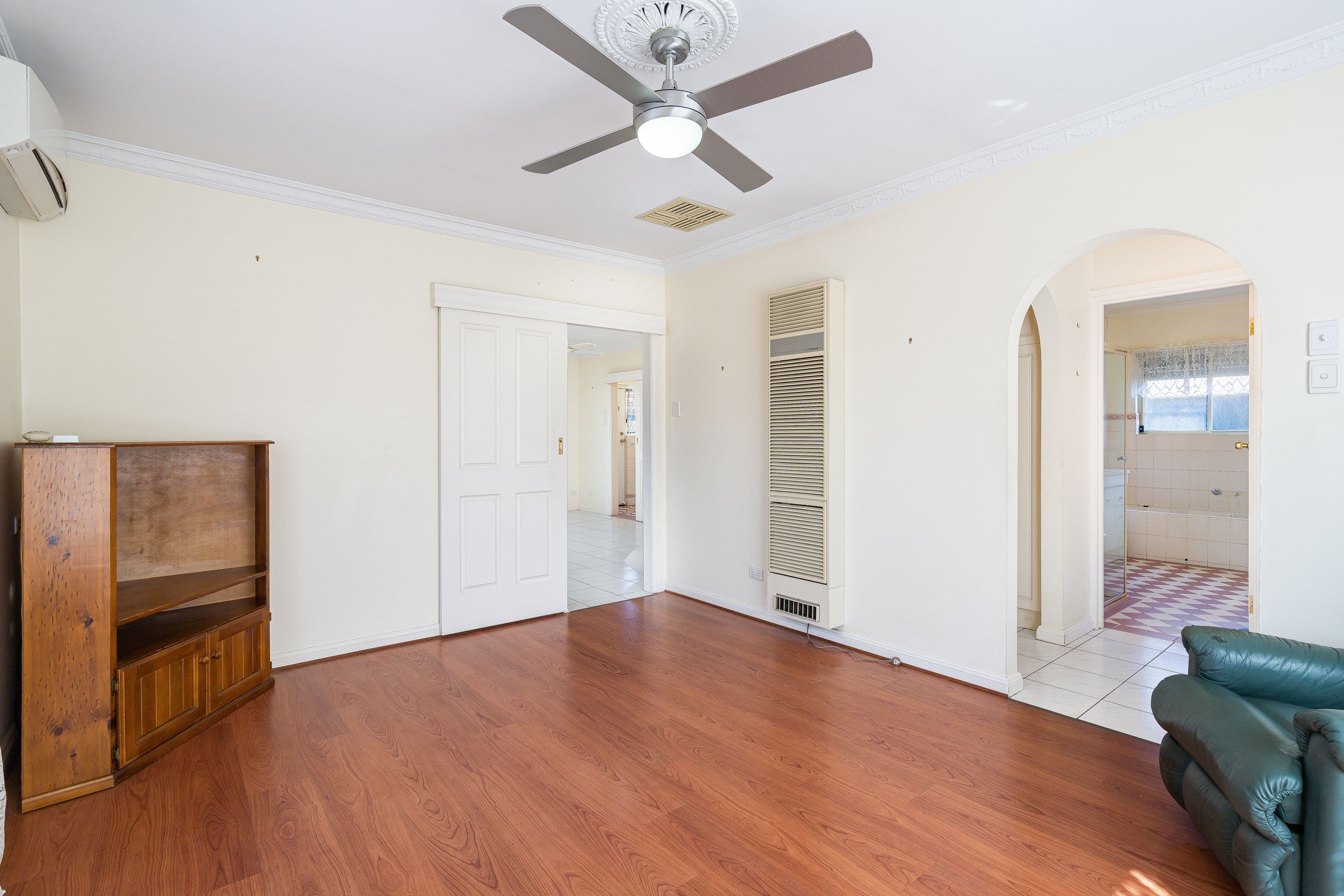 24 Seaton Terrace, Seaton SA 5023, Seaton - Thumbnail 4