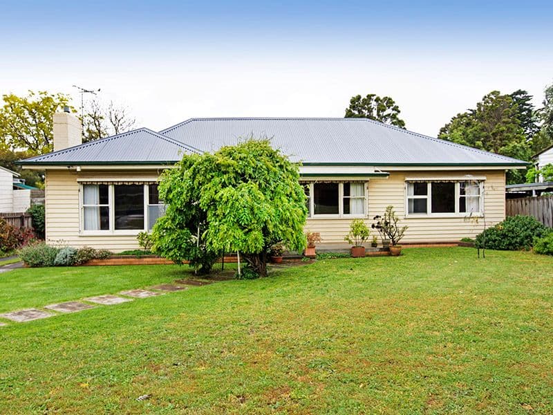 24 Leonard Street, BELMONT VIC 3216, Belmont - Image 1