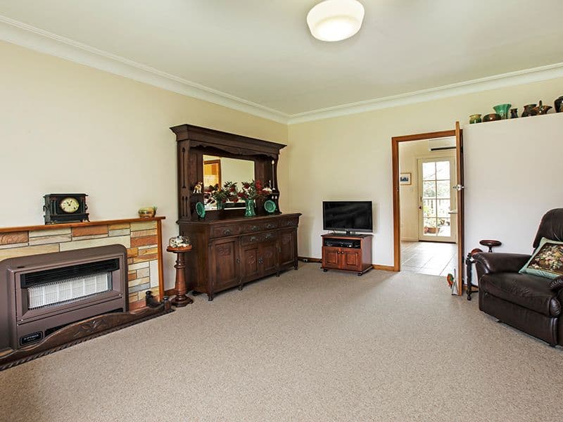 24 Leonard Street, BELMONT VIC 3216, Belmont - Thumbnail 5