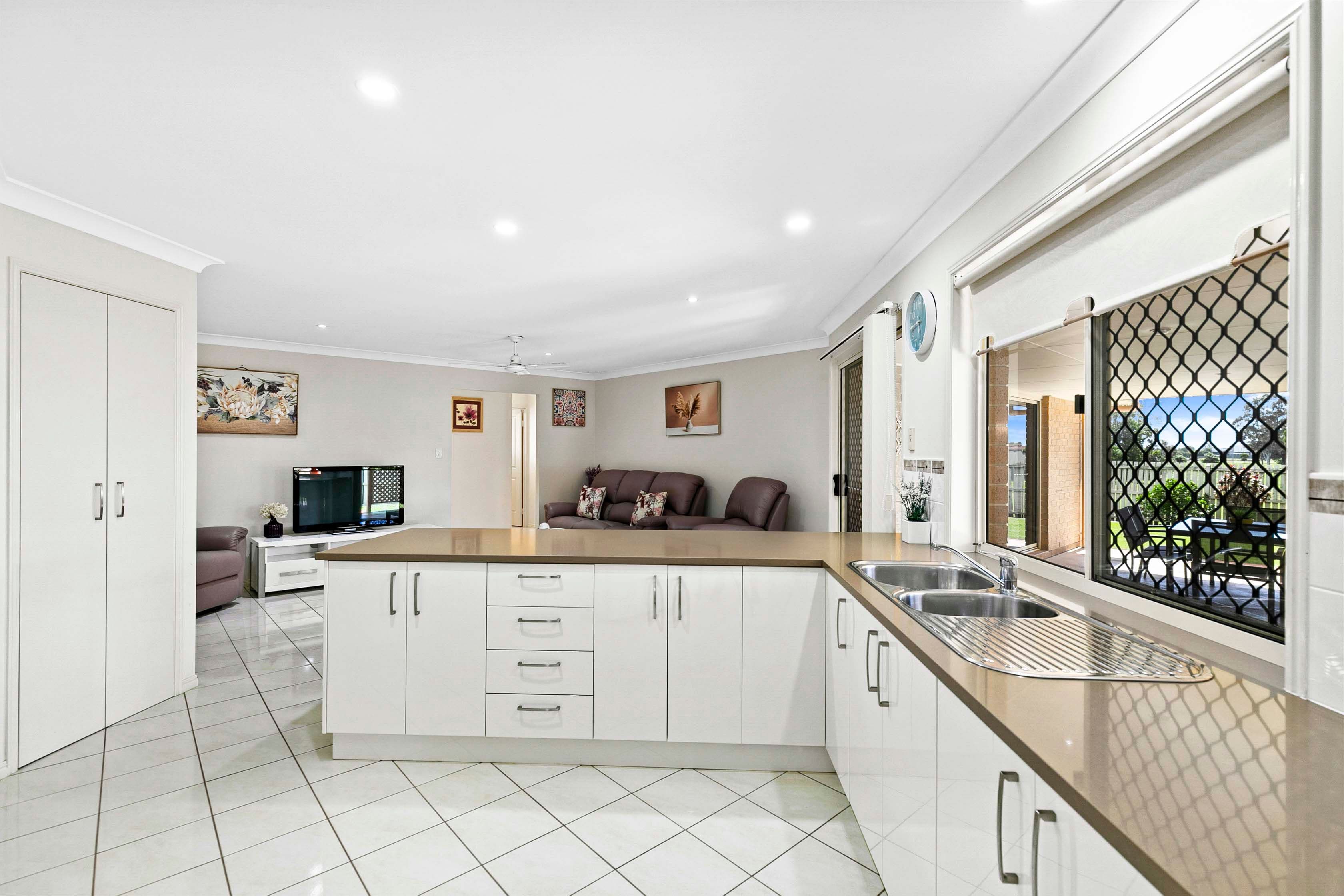 54 Heather Way, Urraween QLD 4655, Urraween - Thumbnail 6