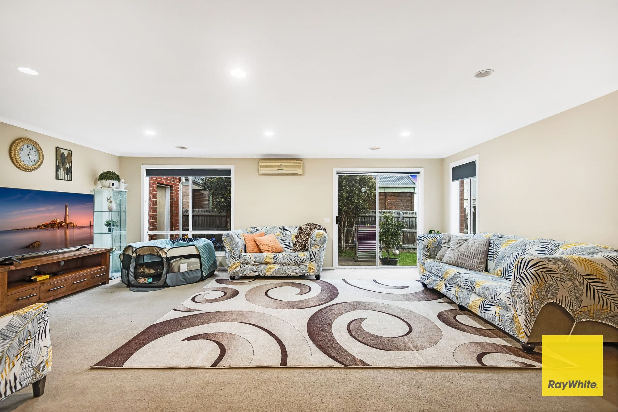 104 Rose Grange Boulevard, Tarneit VIC 3029, Tarneit - Thumbnail 3