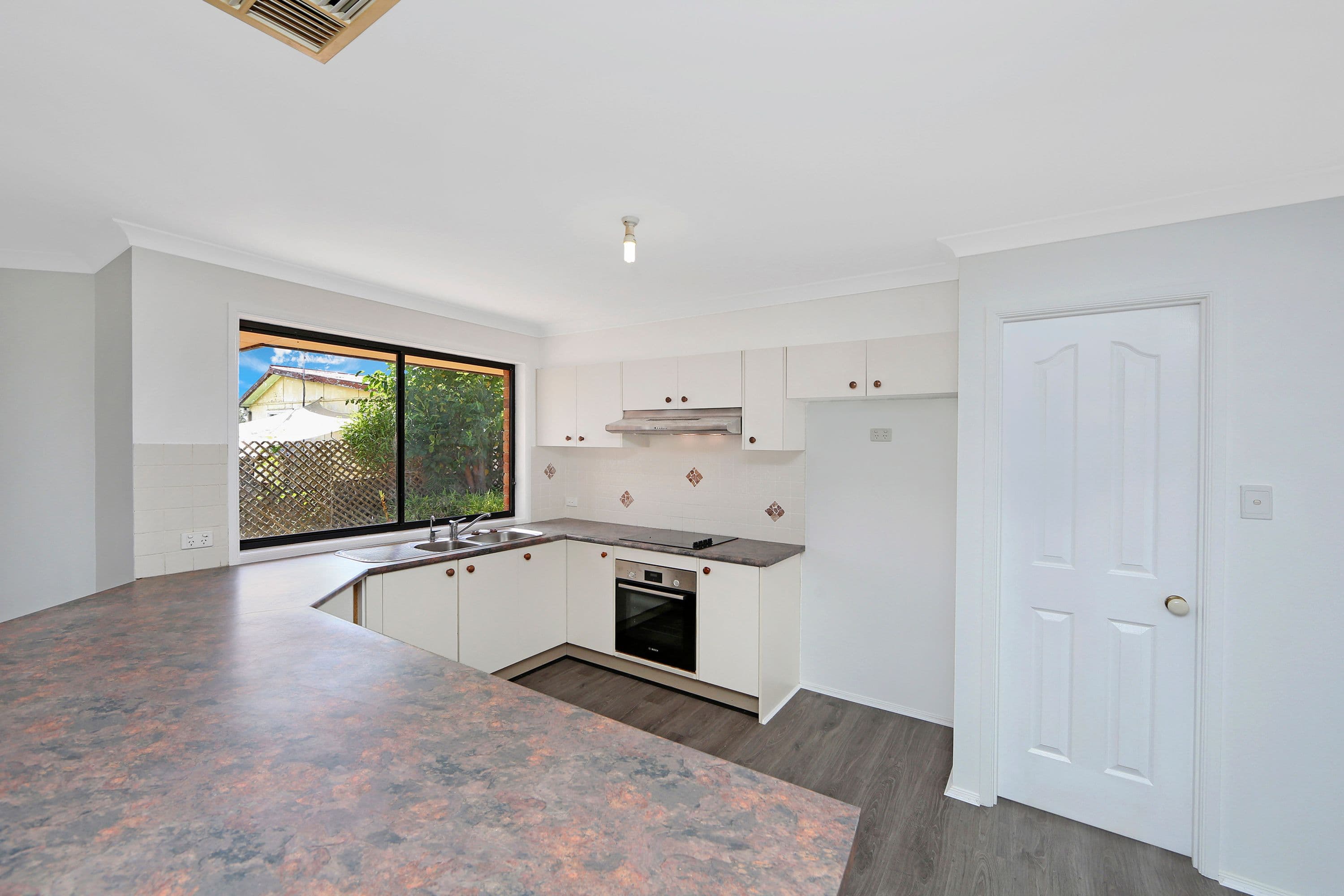 26 Nacooma Road, Buff Point - Image 1